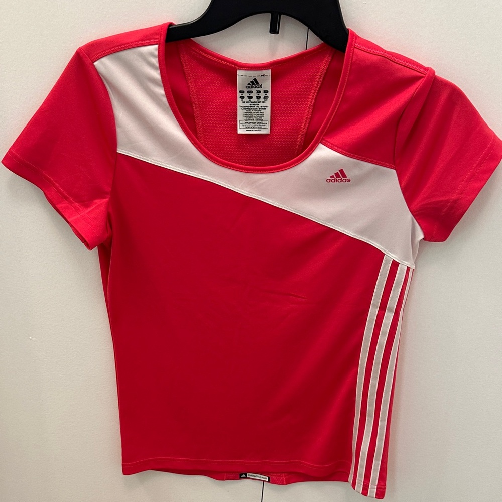 Adidas women’s Tennis Red and White Sports Tee size M